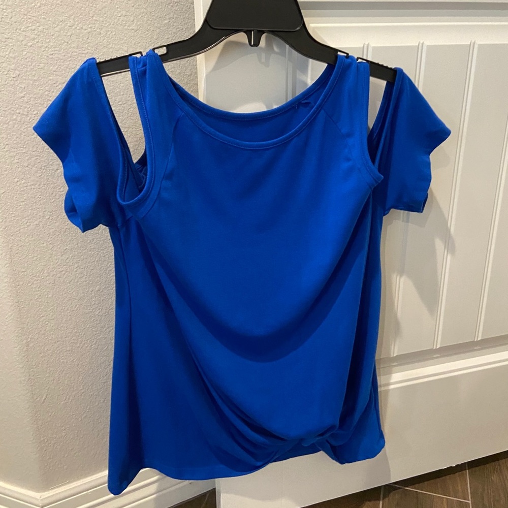 Ladies cut shoulder top - never worn